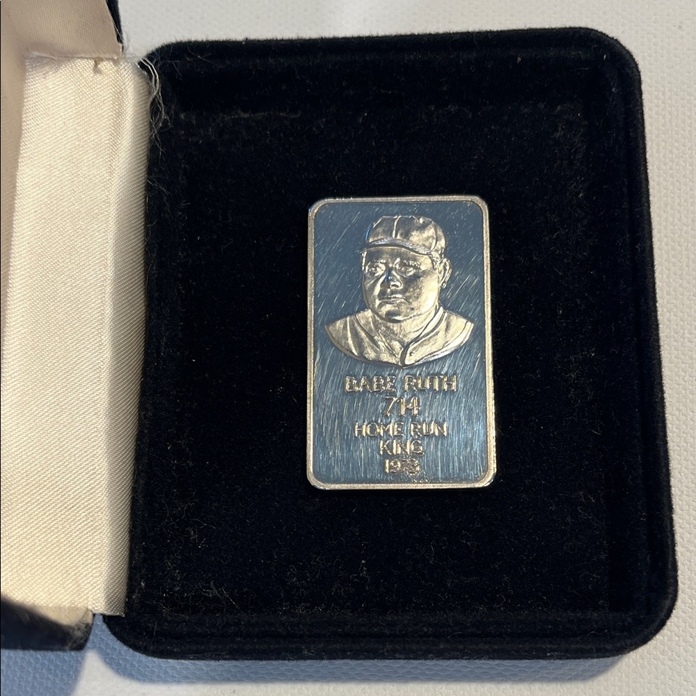 1973 Babe Ruth 714 Home Run King Sports Ingot 1 oz. .999 Silver Limited to 2,000